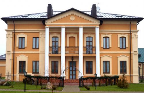Романтический отдых для двоих в "Мирский Посад" со скидкой 26%